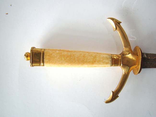 A fabulous Naval Officers' Dirk, American or English, circa 1810 — image 2